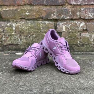 ON Running Women Shoe Cloud 5 Waterproof NEW Fig Quartz
